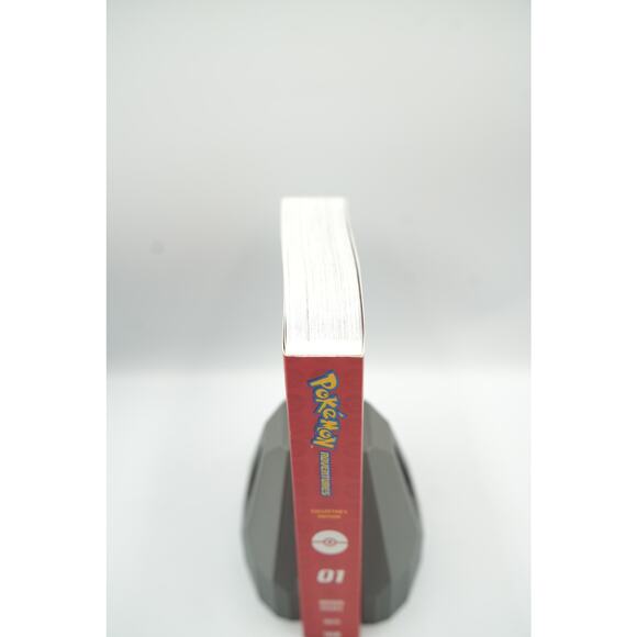 Pokémon Adventures Collector’s Edition Vol. 1 – Deluxe Omnibus Manga - Picture 4 of 6